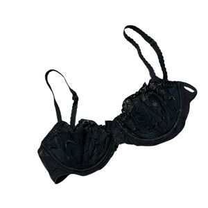 ◼️VICTORIA’S SECRET: Women’s 36C, black laced underwire padless bra vintage◼️